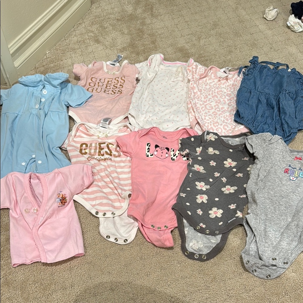 Guess Kids One Piece Set - Pink, Blue, Gray
